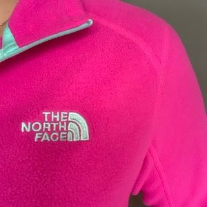 The North Face 1/4 zip fleece